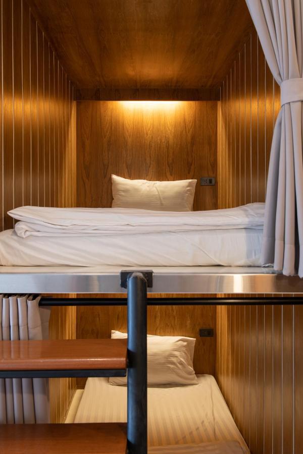 Bed Addict Hostel Чиангмай Екстериор снимка