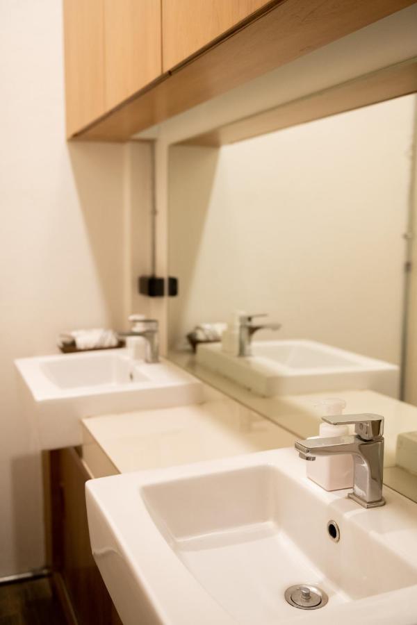 Bed Addict Hostel Чиангмай Екстериор снимка