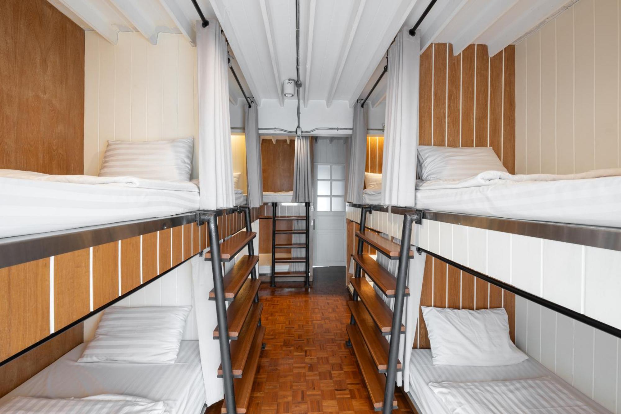 Bed Addict Hostel Чиангмай Екстериор снимка