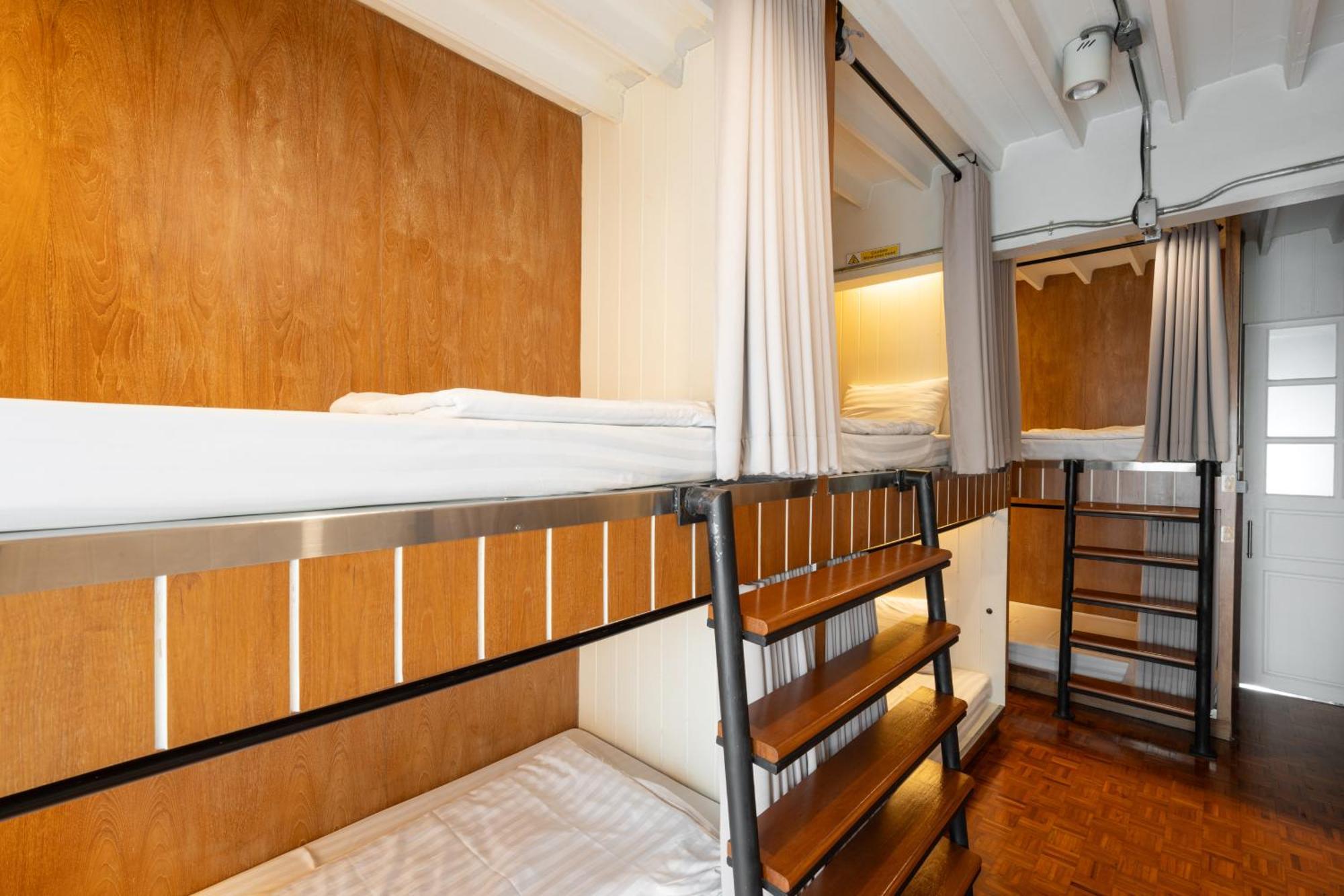 Bed Addict Hostel Чиангмай Екстериор снимка