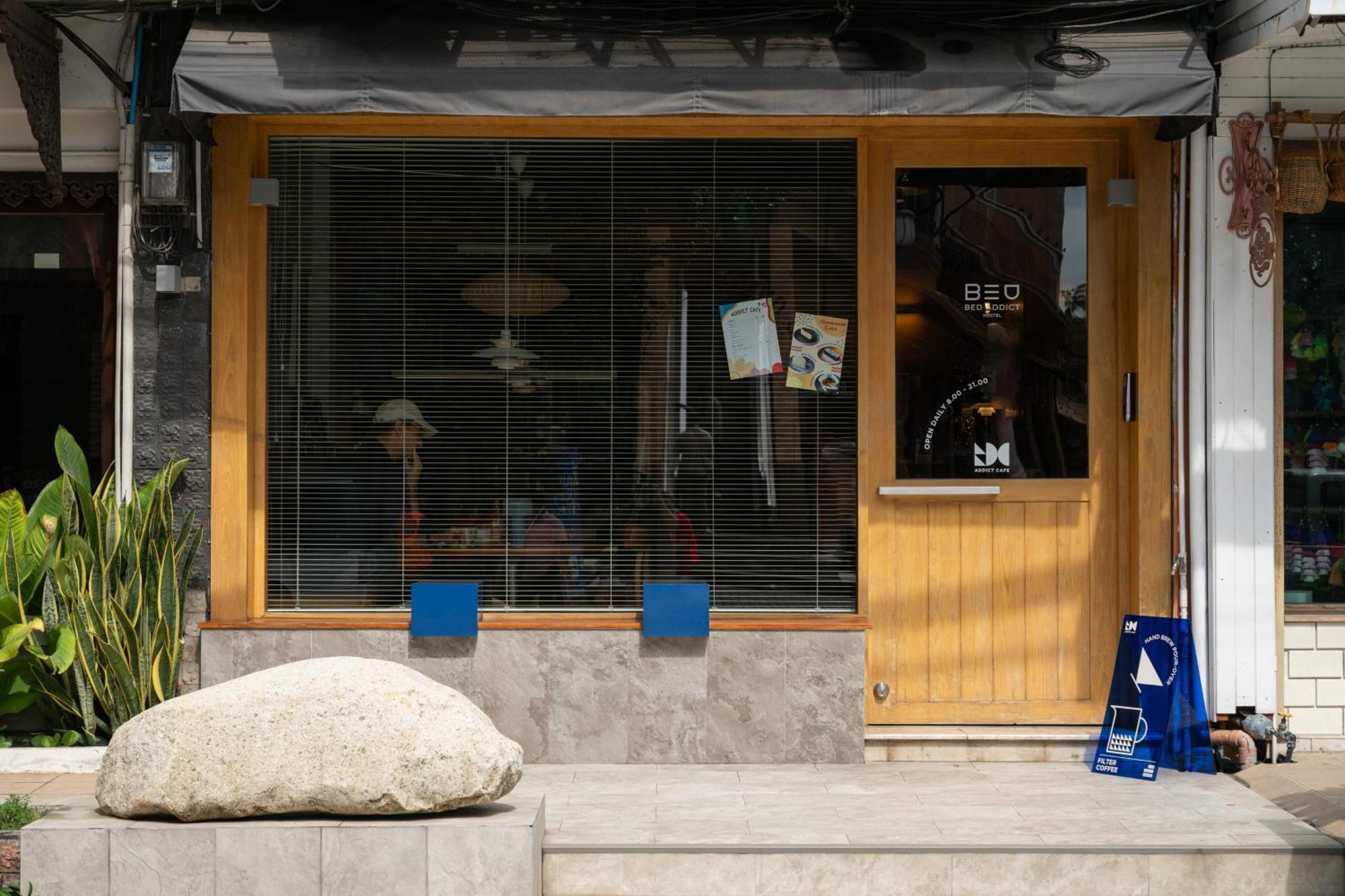 Bed Addict Hostel Чиангмай Екстериор снимка