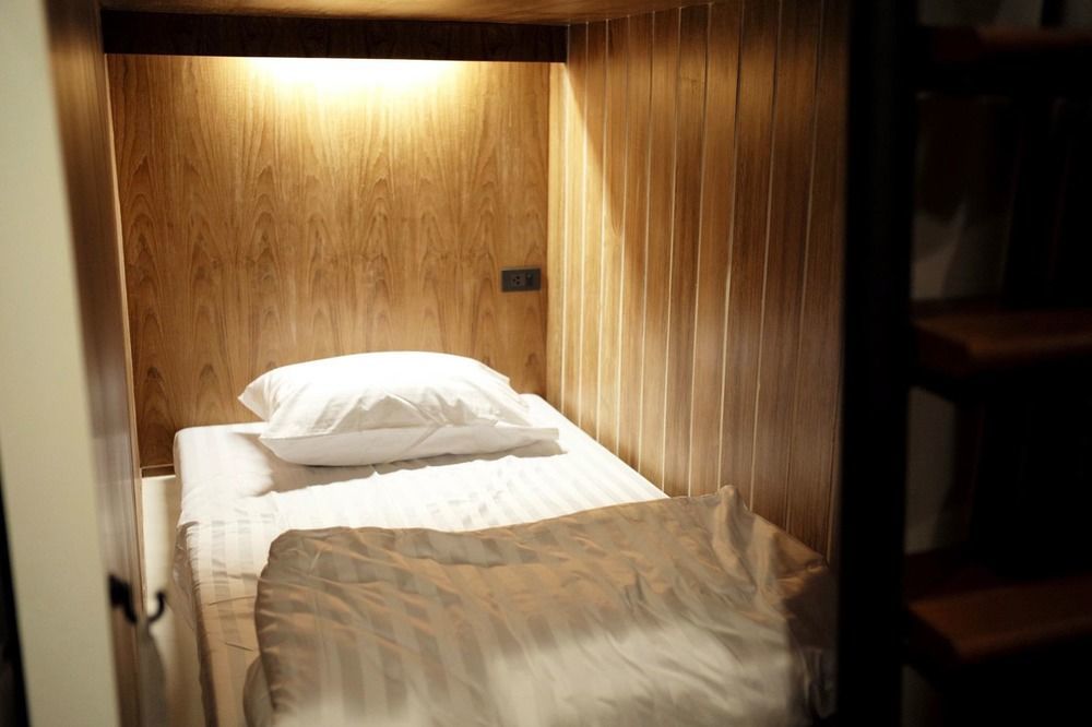 Bed Addict Hostel Чиангмай Екстериор снимка